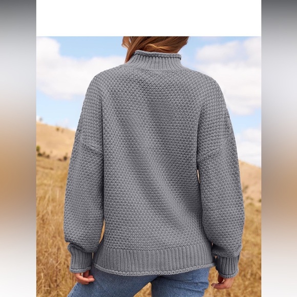 Women’s Zesica’s turtleneck batwing chunky sweater, gray, large. - Picture 2 of 7